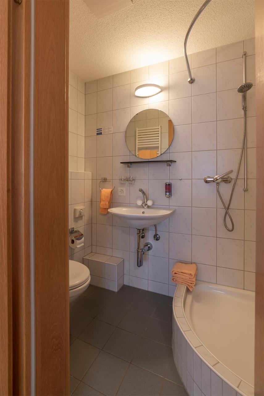 Gasthaus Zum Loewen Neftenbach Luaran gambar
